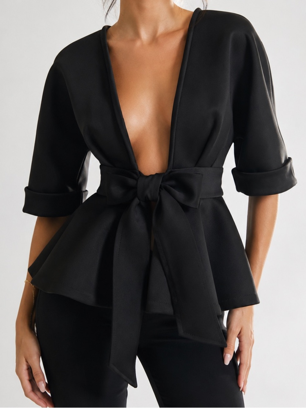 Forever 21 Black Scuba Bow Tie Peplum Jacket Large NWOT - Picture 3 of 16